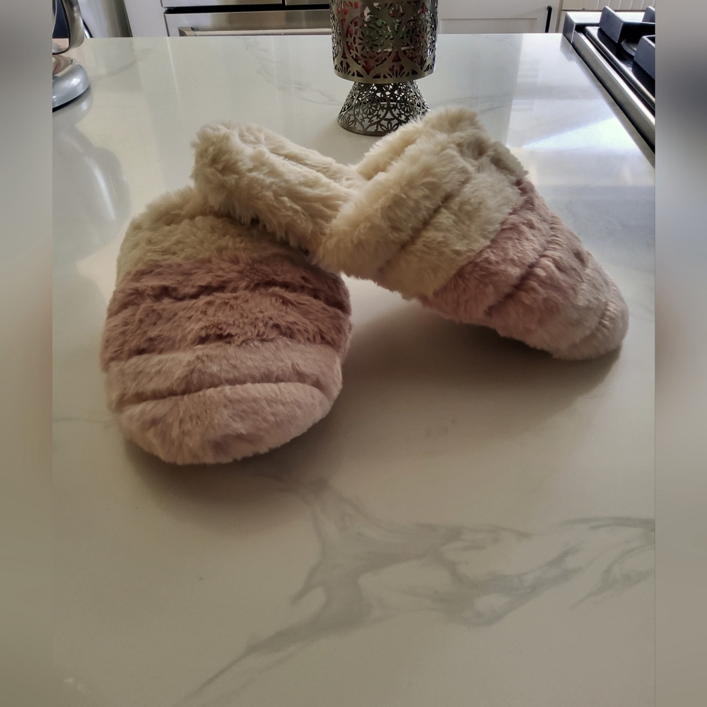 Madewell Colorblock Quilted Scuff Slippers in Recycled Faux Fur size 7 NWOT